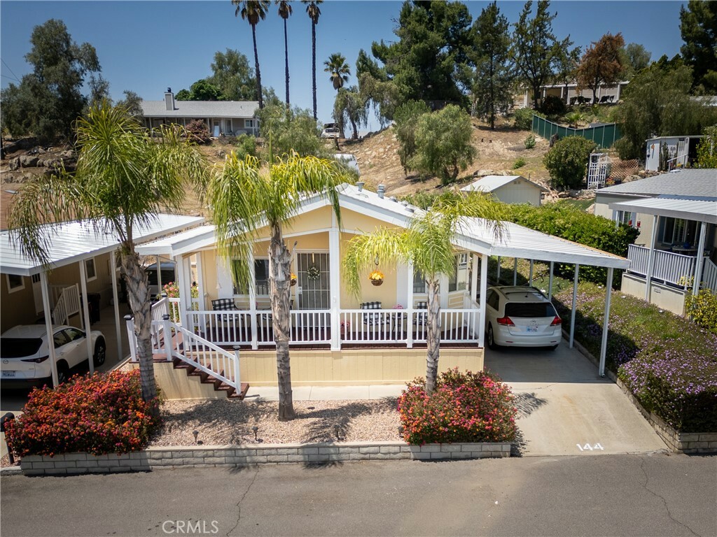 Property Photo: 32600 Old Highway 74 Space 144 CA 92545