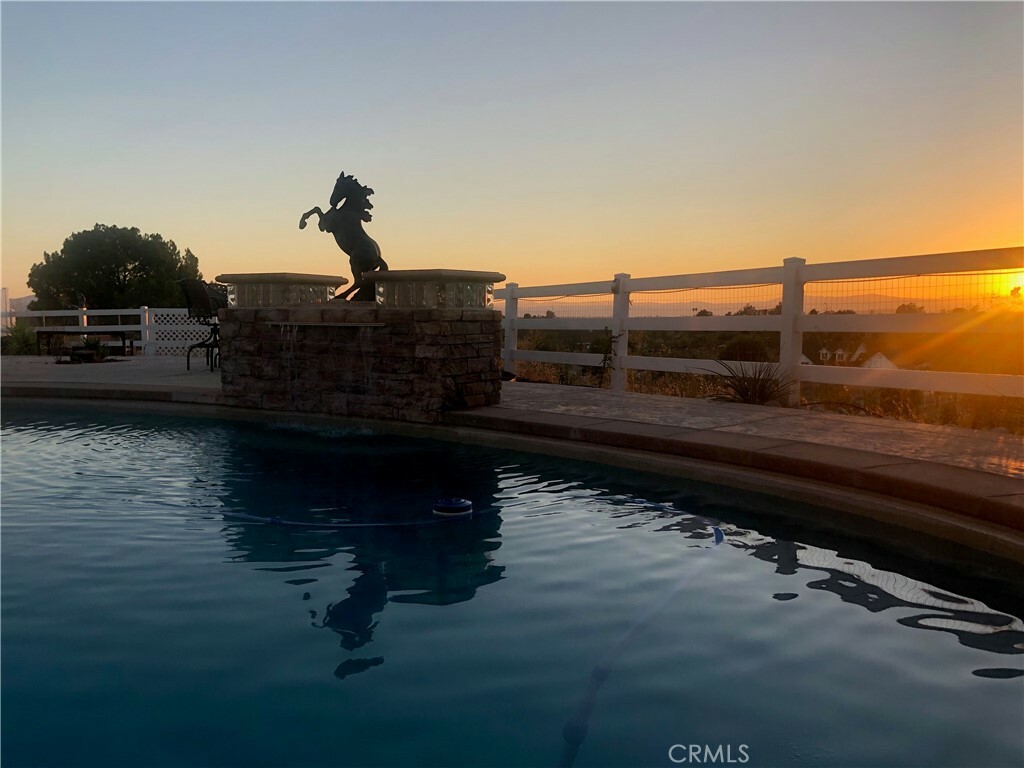 Property Photo: 40405 Avenida Trebolo CA 92592