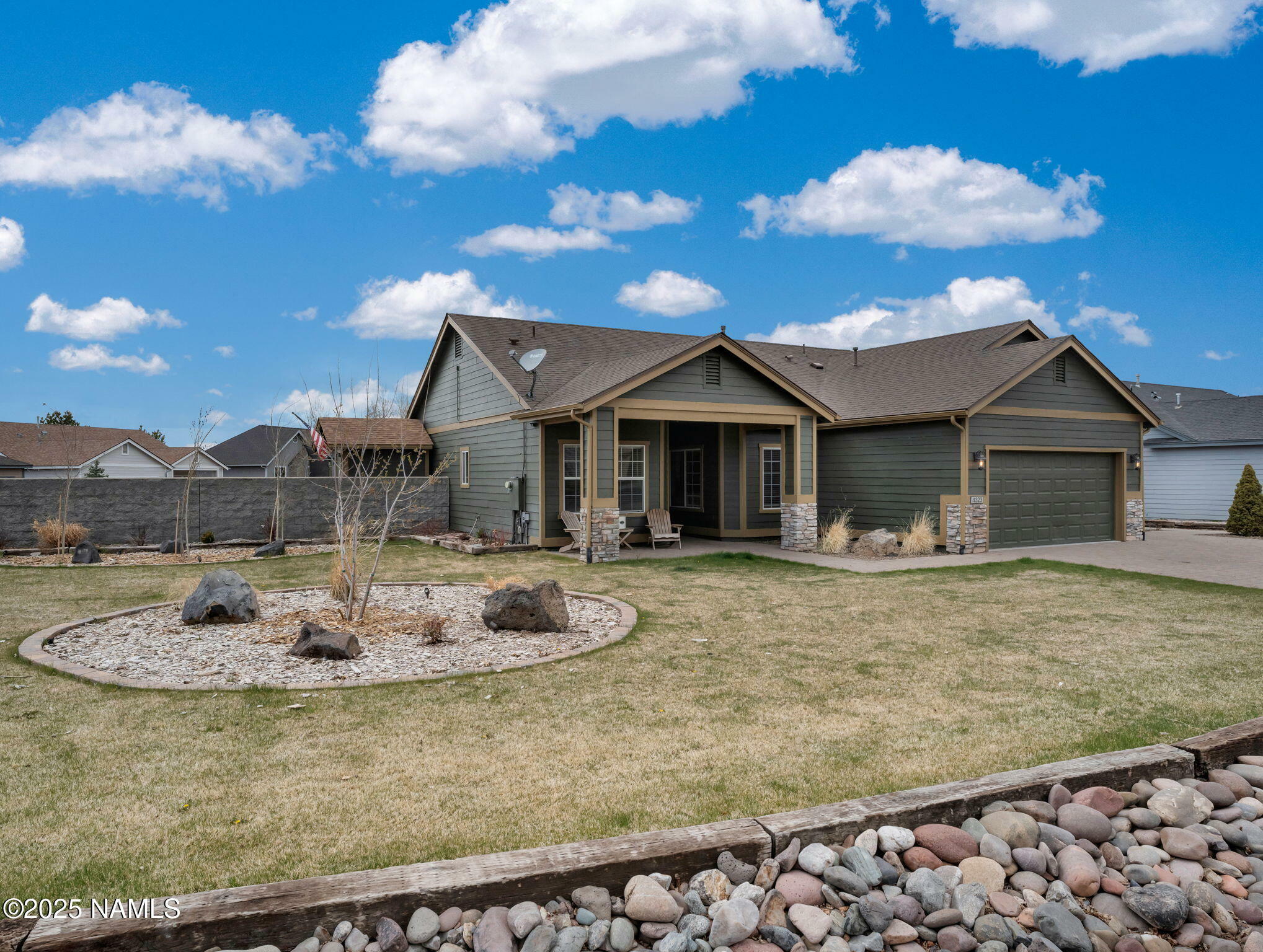 Property Photo: 4323 Deer Springs Drive AZ 86015