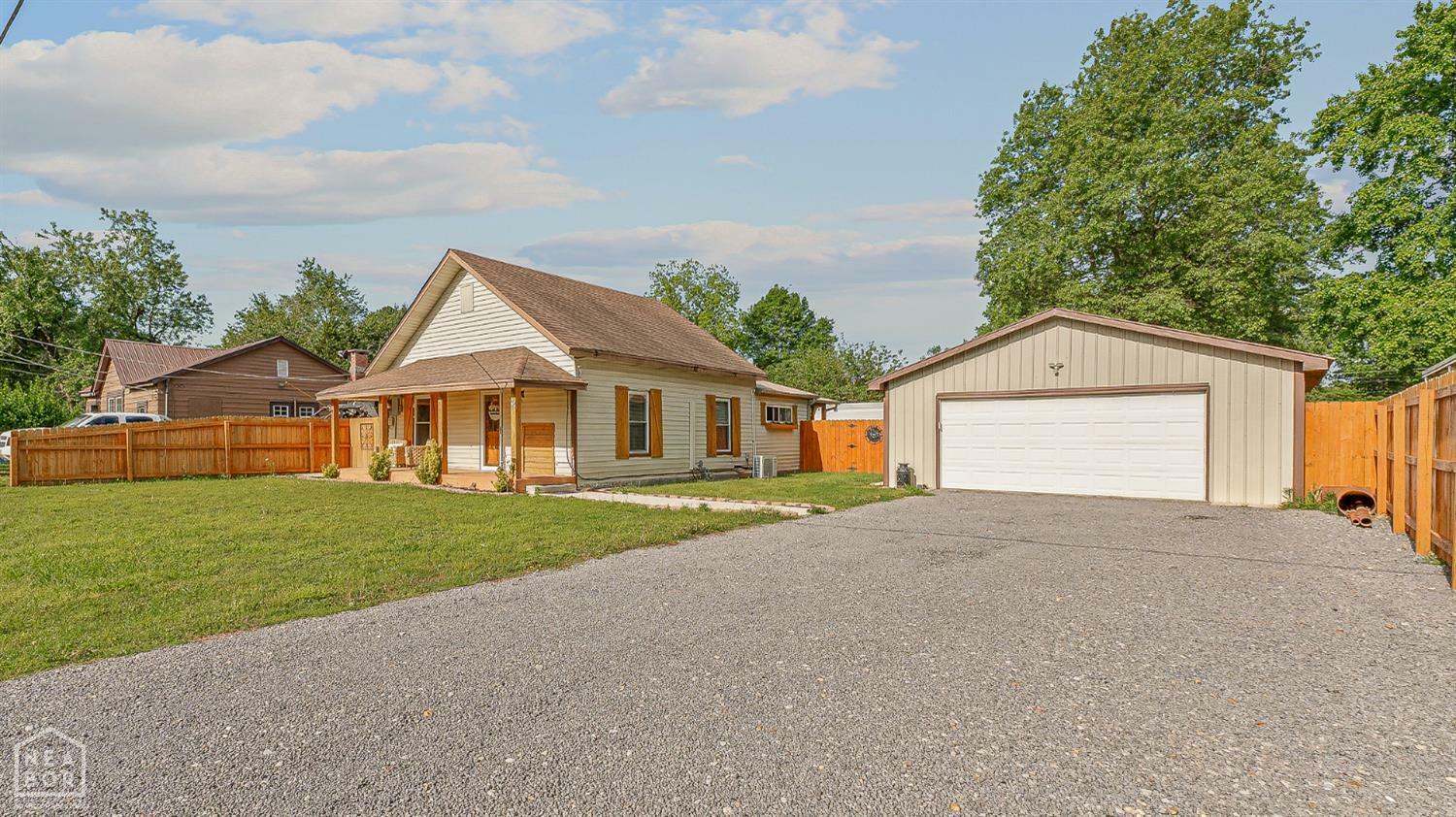 Property Photo: 215 N Nance Street AR 72447