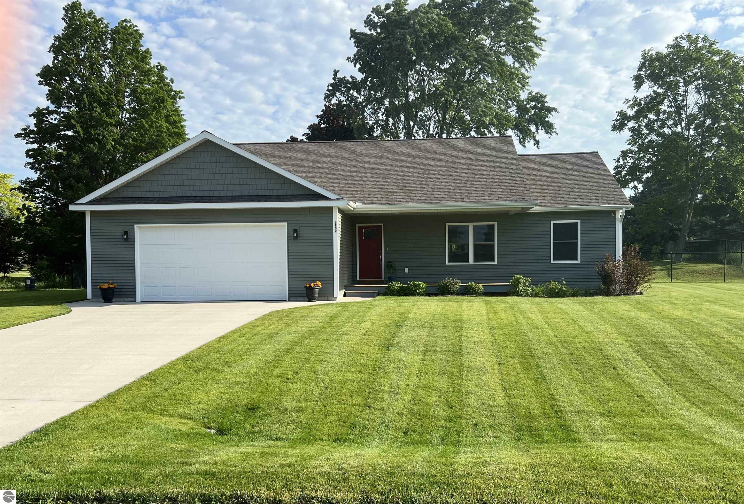3762 Apollo  Traverse City MI 49685 photo