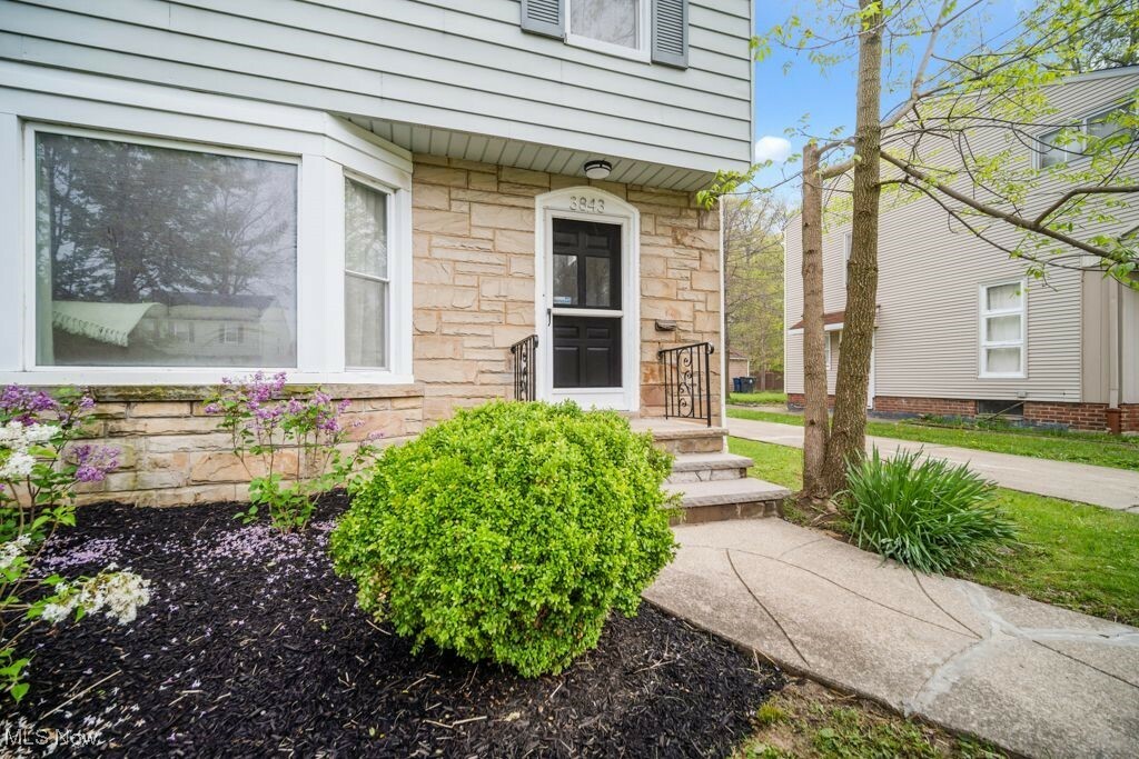 Property Photo: 3843 Bendemeer Road OH 44118