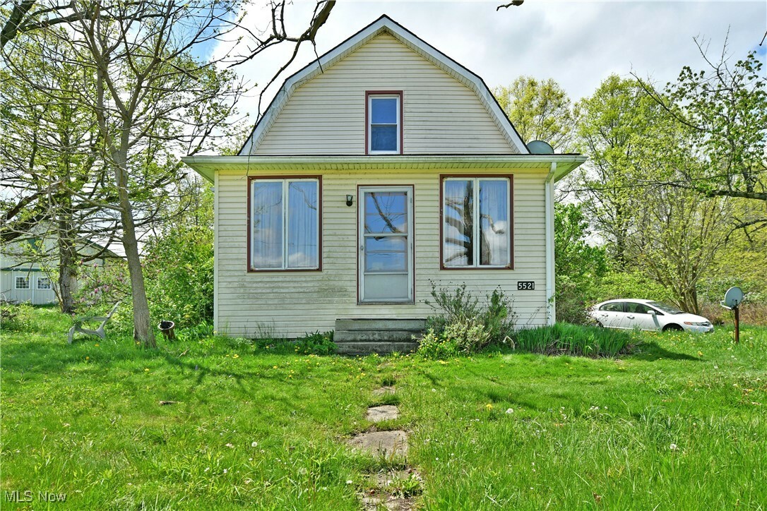 Property Photo: 5521 State Route 82 OH 44444