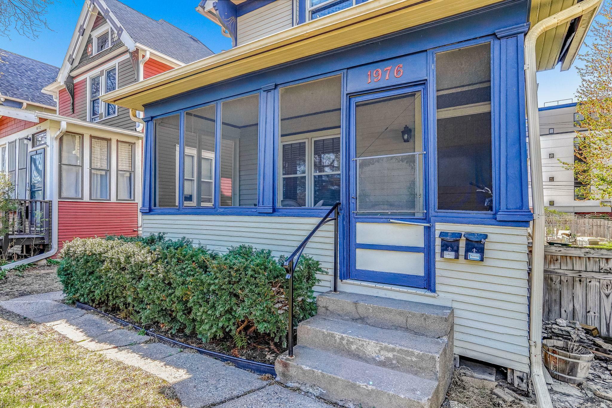 Property Photo: 1976 Iglehart Avenue MN 55104