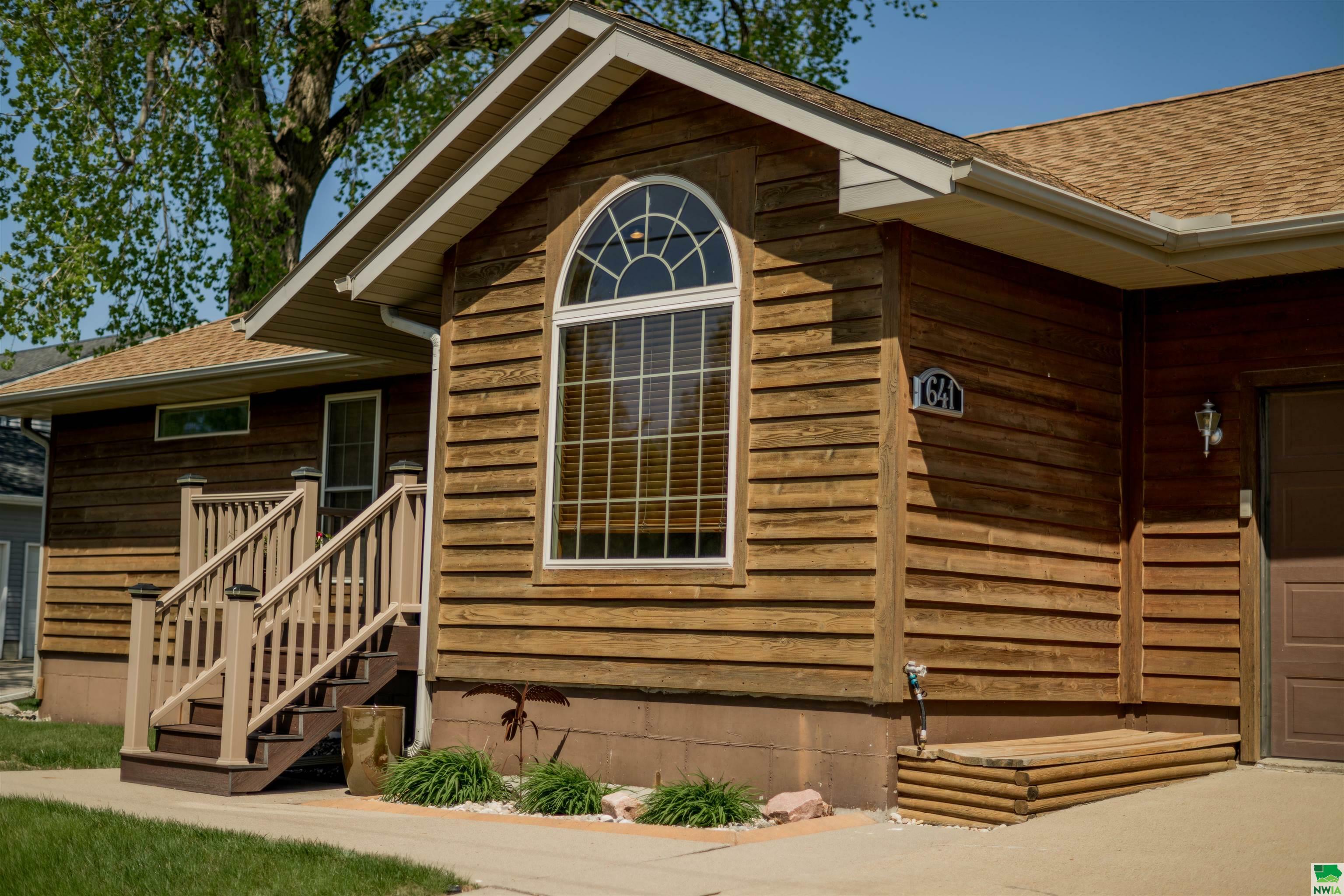 Property Photo: 641 Lakeview Drive SD 57049