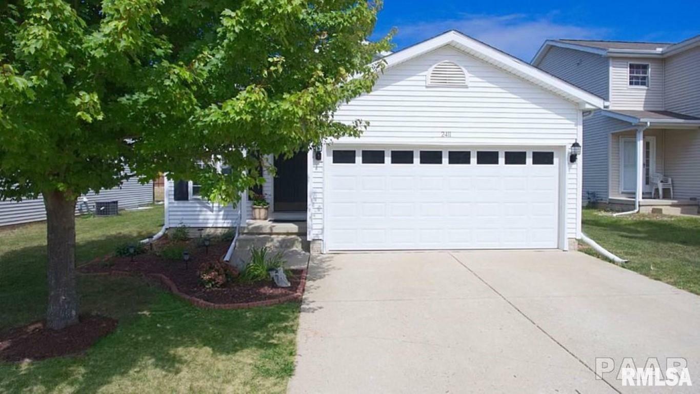 Property Photo: 2411 W Jubilee Lane IL 61525