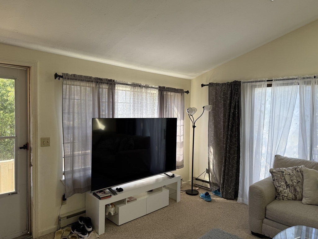 Property Photo:  1029 Iyannough Rd 4C  MA 02601 