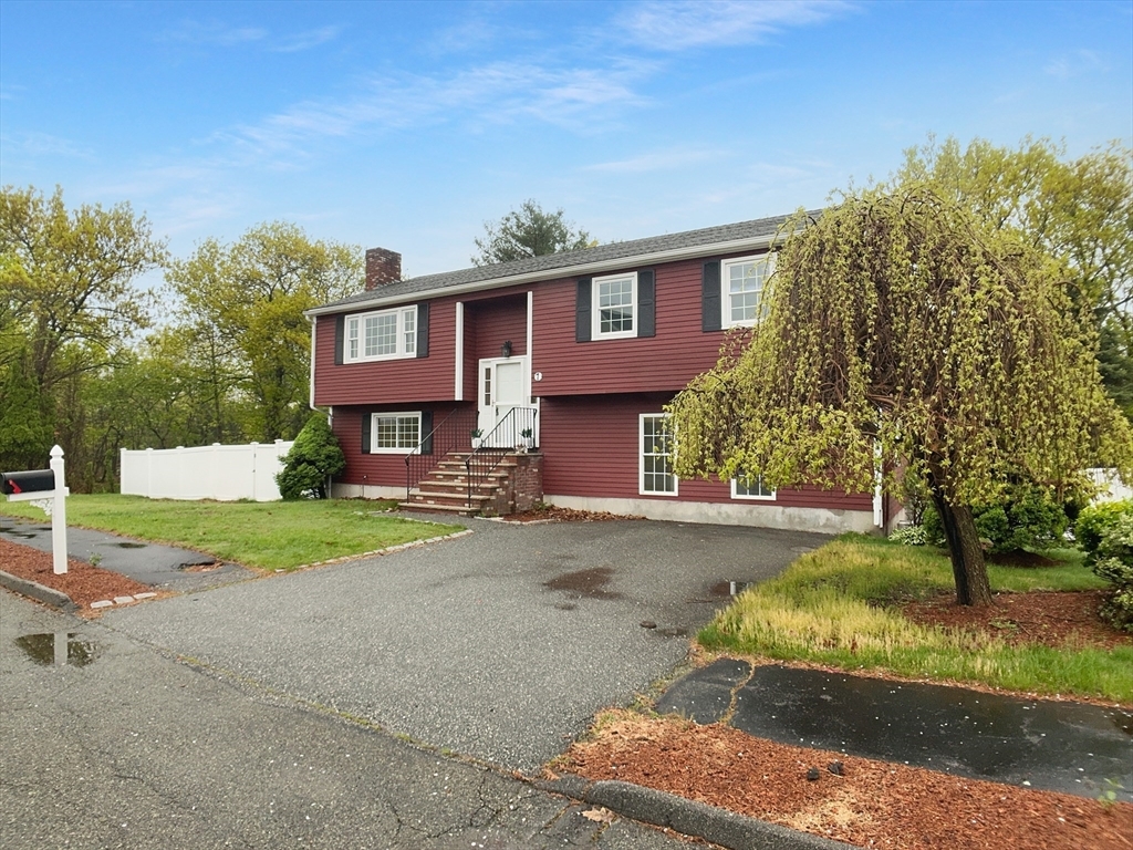 7 Nirvana Dr  Saugus MA 01906 photo