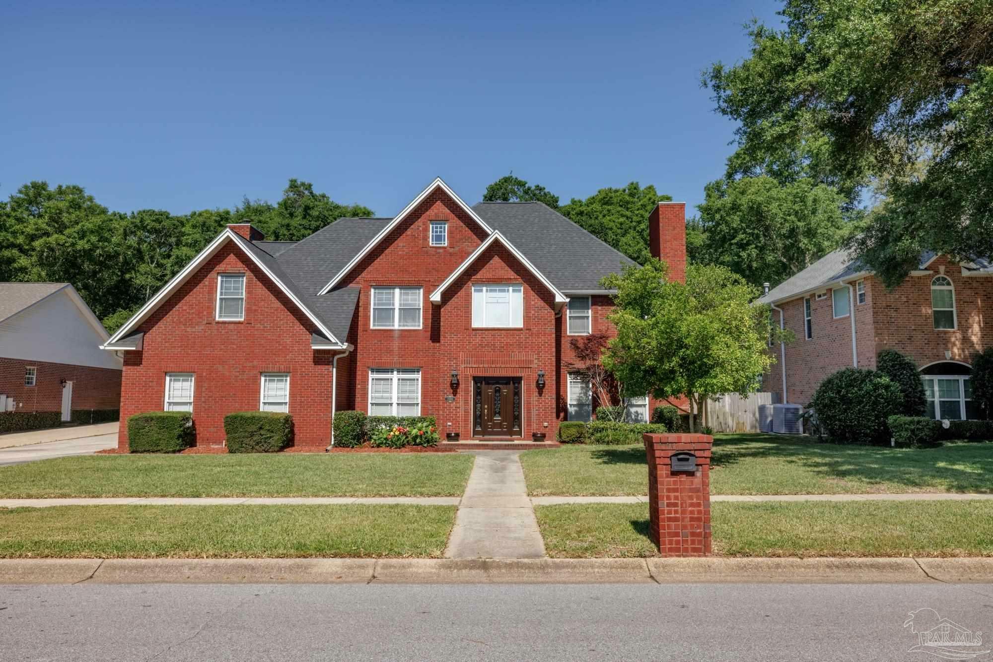 2209 Inverness Dr  Pensacola FL 32503 photo