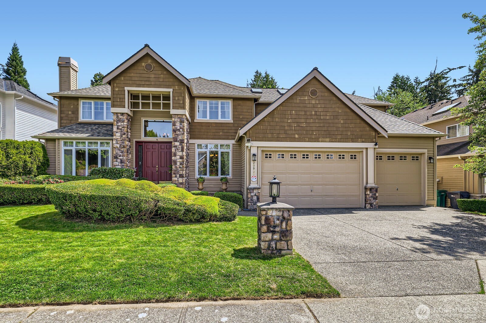 Property Photo: 20933 37th Avenue SE WA 98021