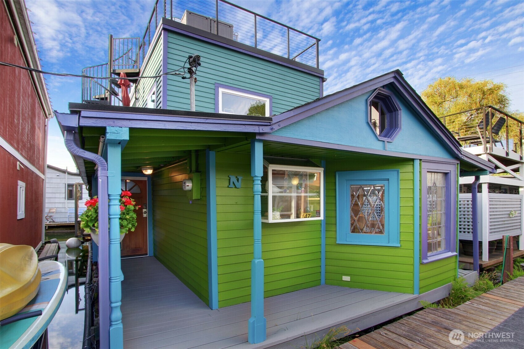Property Photo: 2031 Fairview Avenue E N WA 98102