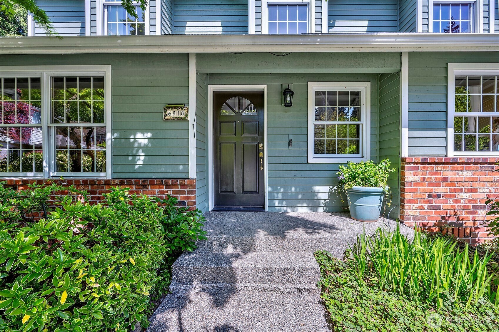 Property Photo: 6818 157th Place SW WA 98026