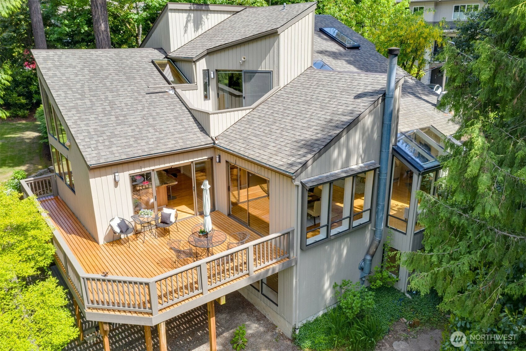 Property Photo: 11819 73rd Place NE WA 98034