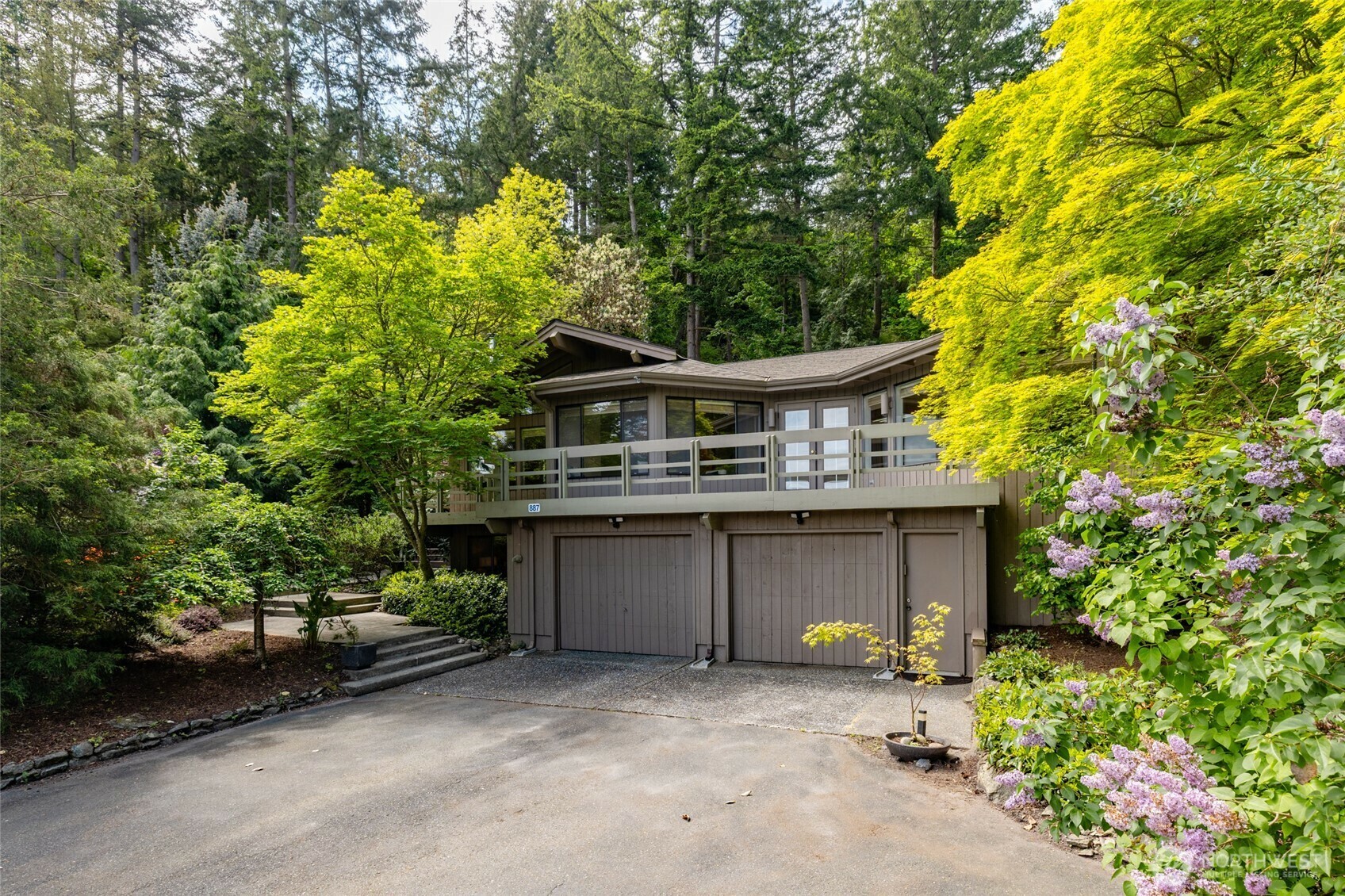 Property Photo: 887 Shoshone Drive WA 98257