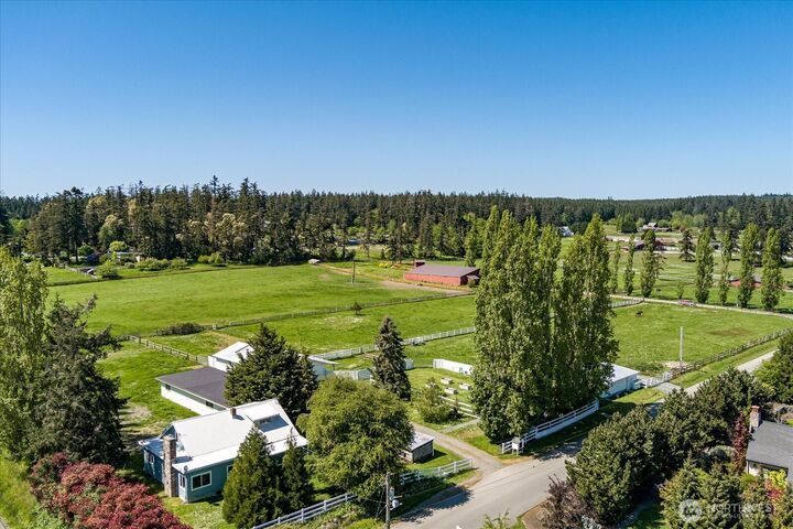 Property Photo: 5392 Shore Meadow Road WA 98249