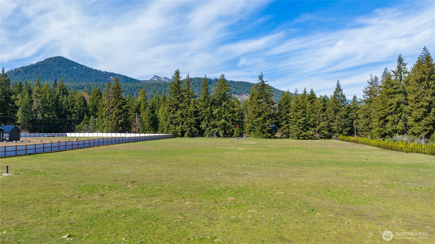 Property Photo: 121 Darling Way WA 98922