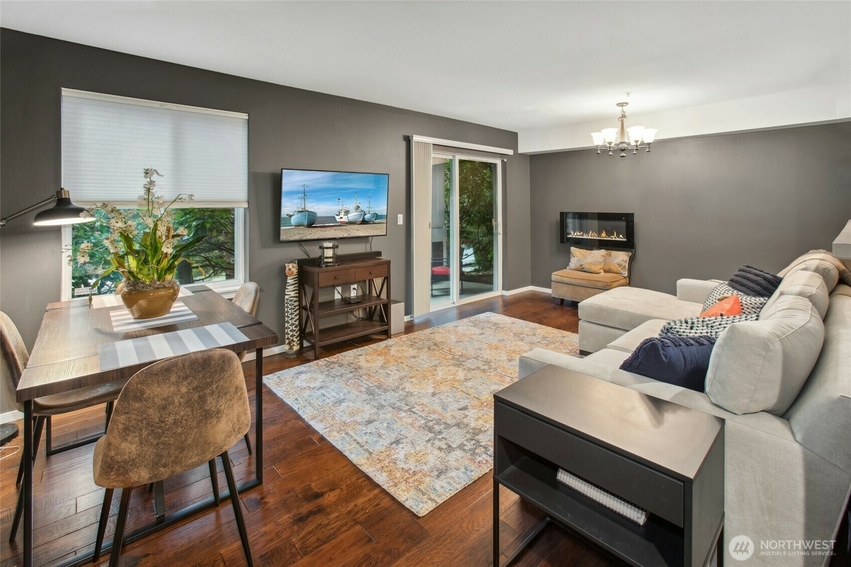 5589  Lakemont Blvd  SE 1702  Bellevue WA 98006 photo