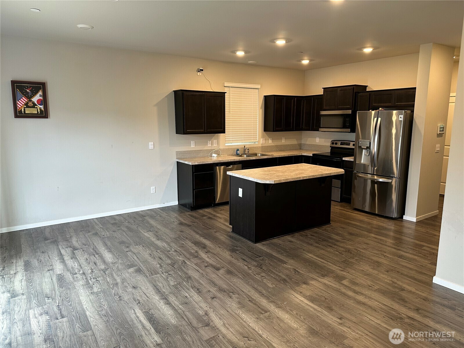 Property Photo: 10823 187th Street Ct E WA 98374