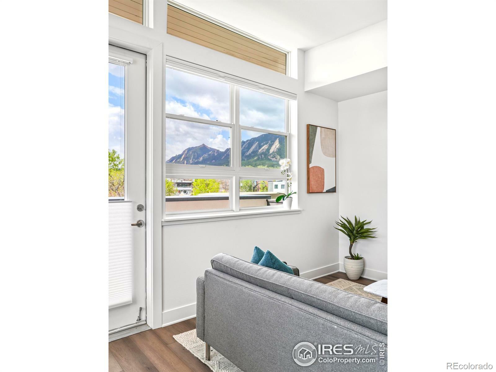 Property Photo: 1707 Walnut Street 306 CO 80302