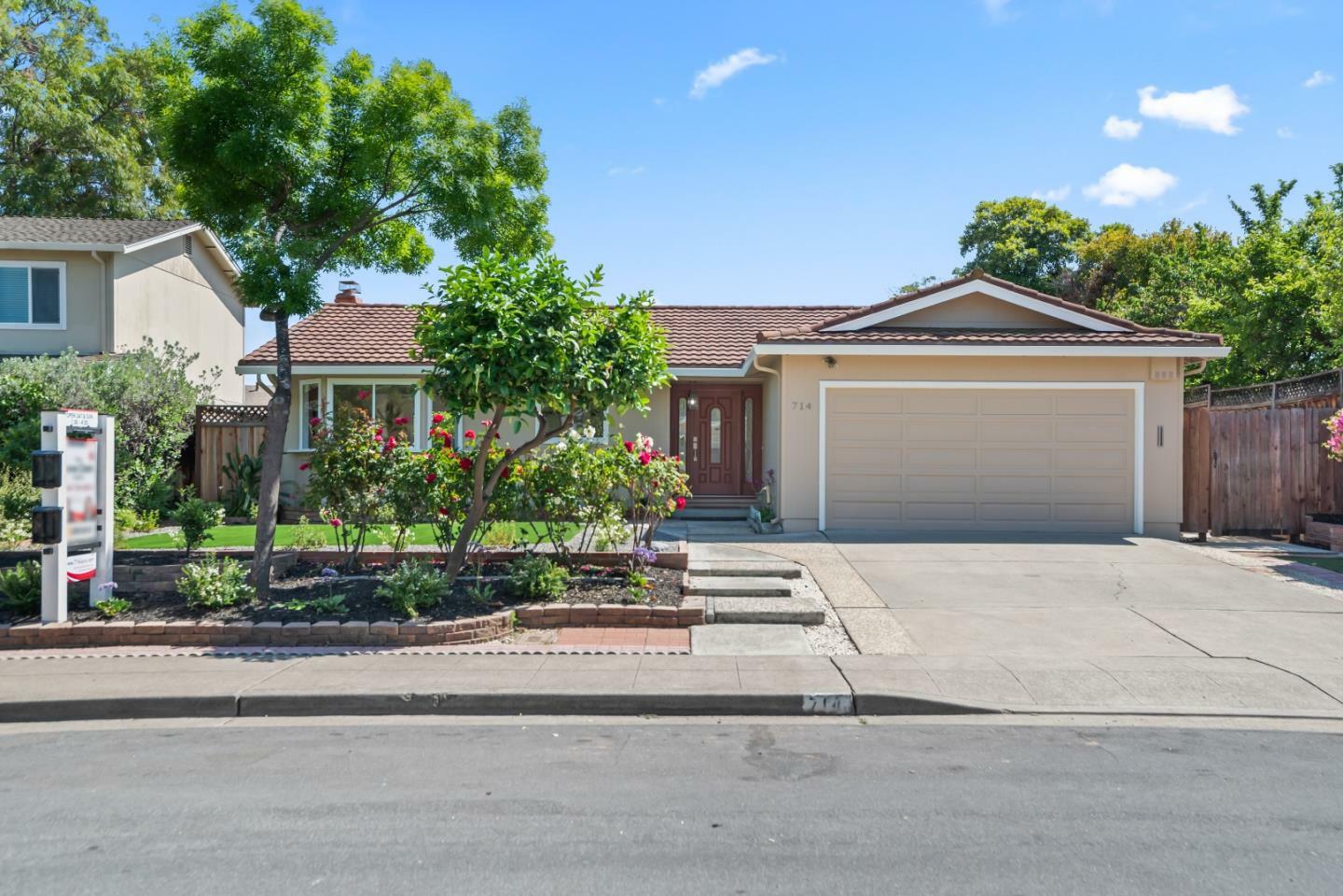 Property Photo: 714 Jura Way CA 94087