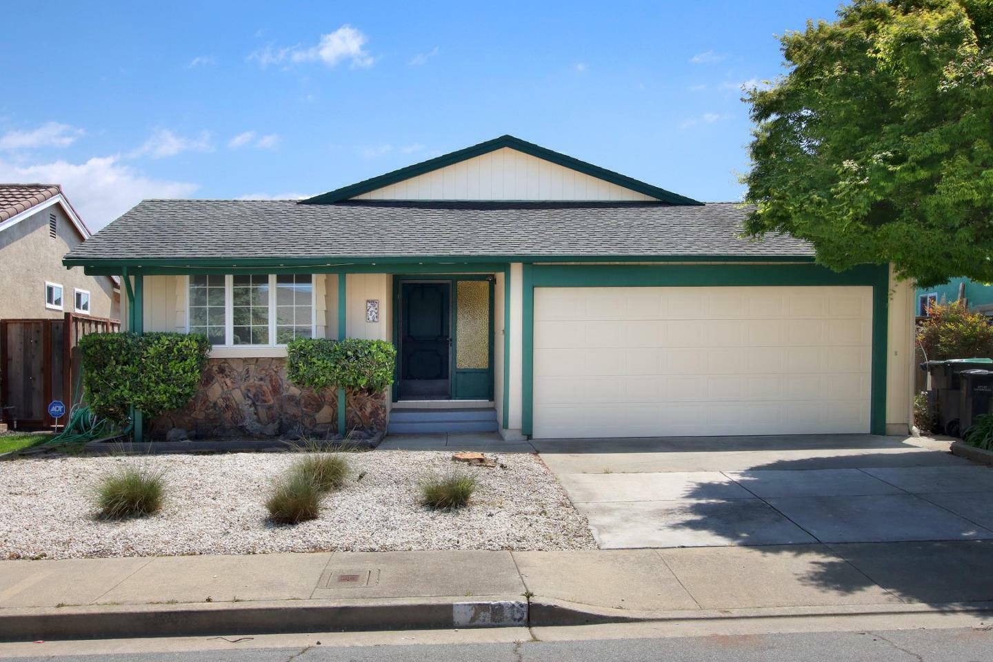 786 Bronte Avenue  Watsonville CA 95076 photo