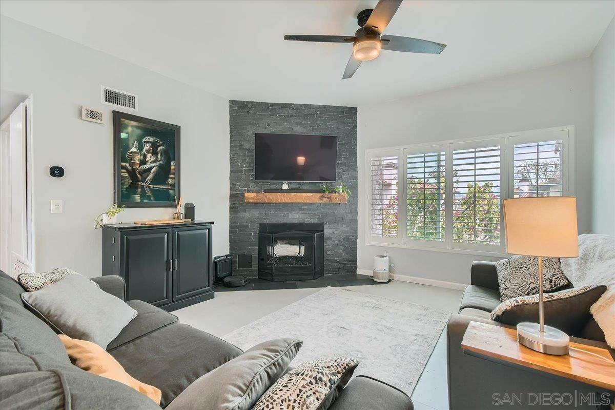 Property Photo: 9840 Shirley Gardens Dr 8 CA 92071