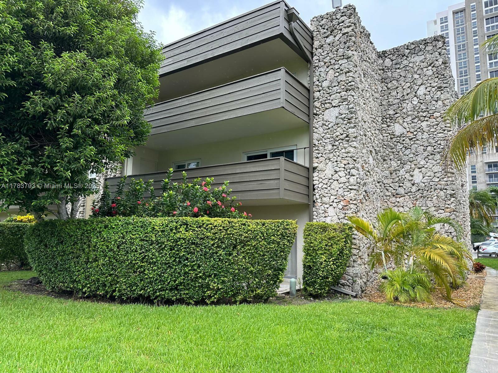 8335 SW 72nd Ave 202D  Miami FL 33143 photo