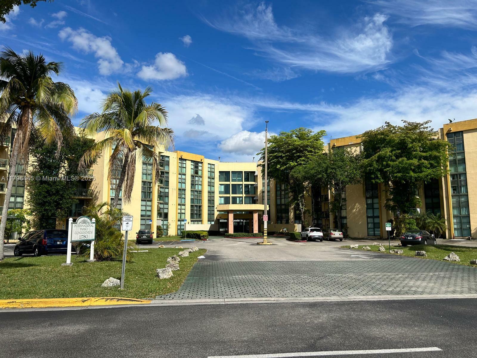 Property Photo: 11780 SW 18th St 202-2 FL 33175
