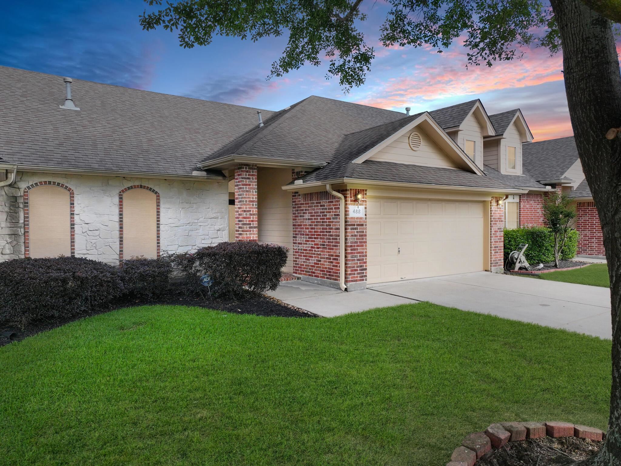 Property Photo:  488 Harbor Oaks Dr.  TX 77706 