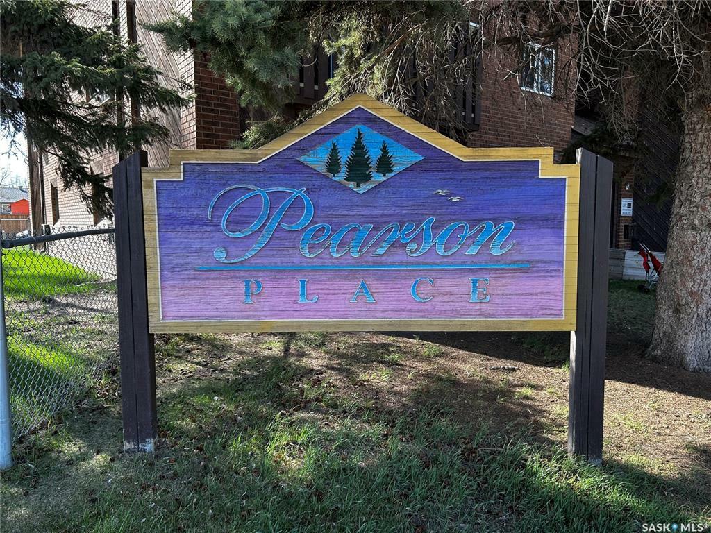 Property Photo: 9 Pearson Place 18 SK S7L 4S7