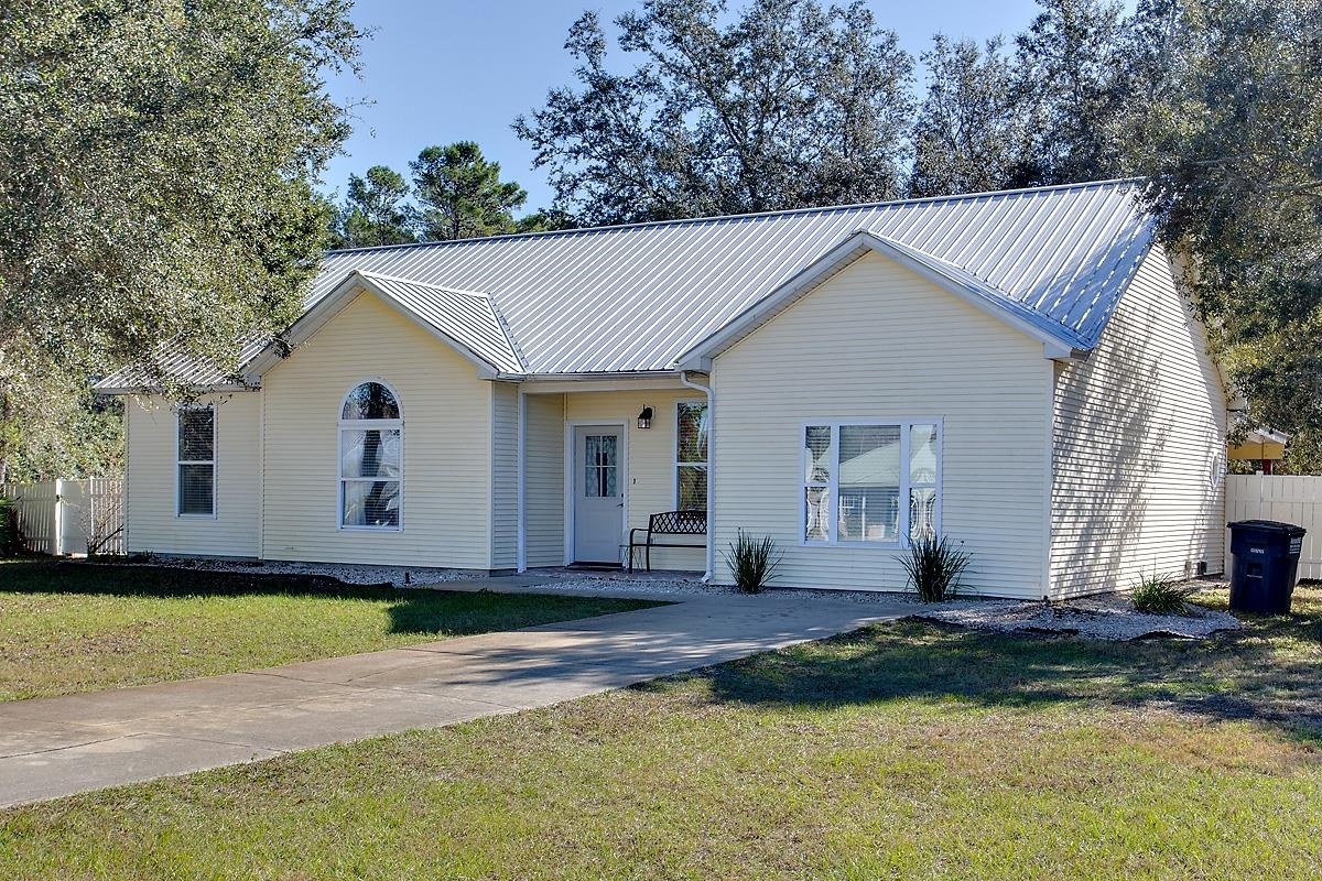 Property Photo: 670 Cypress Lane FL 32328