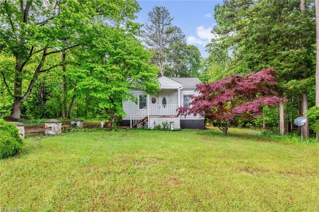 Property Photo:  109 Easy Street  NC 27315 