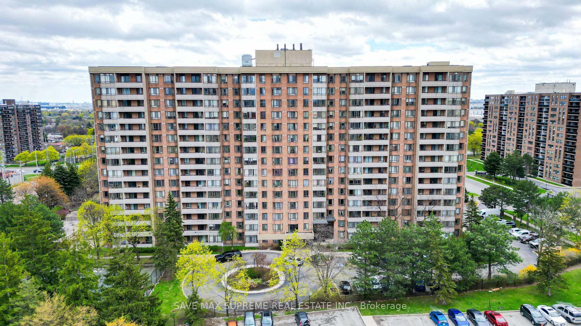 Property Photo:  5 Lisa Street 1507  ON L6T 4T4 