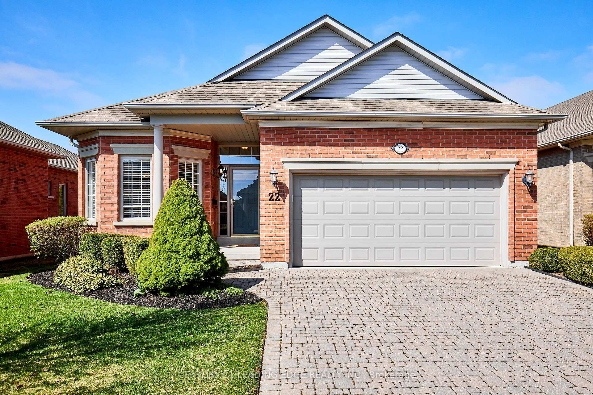 22 Faldos Flight N/A  Whitchurch-Stouffville ON L4A 1M8 photo