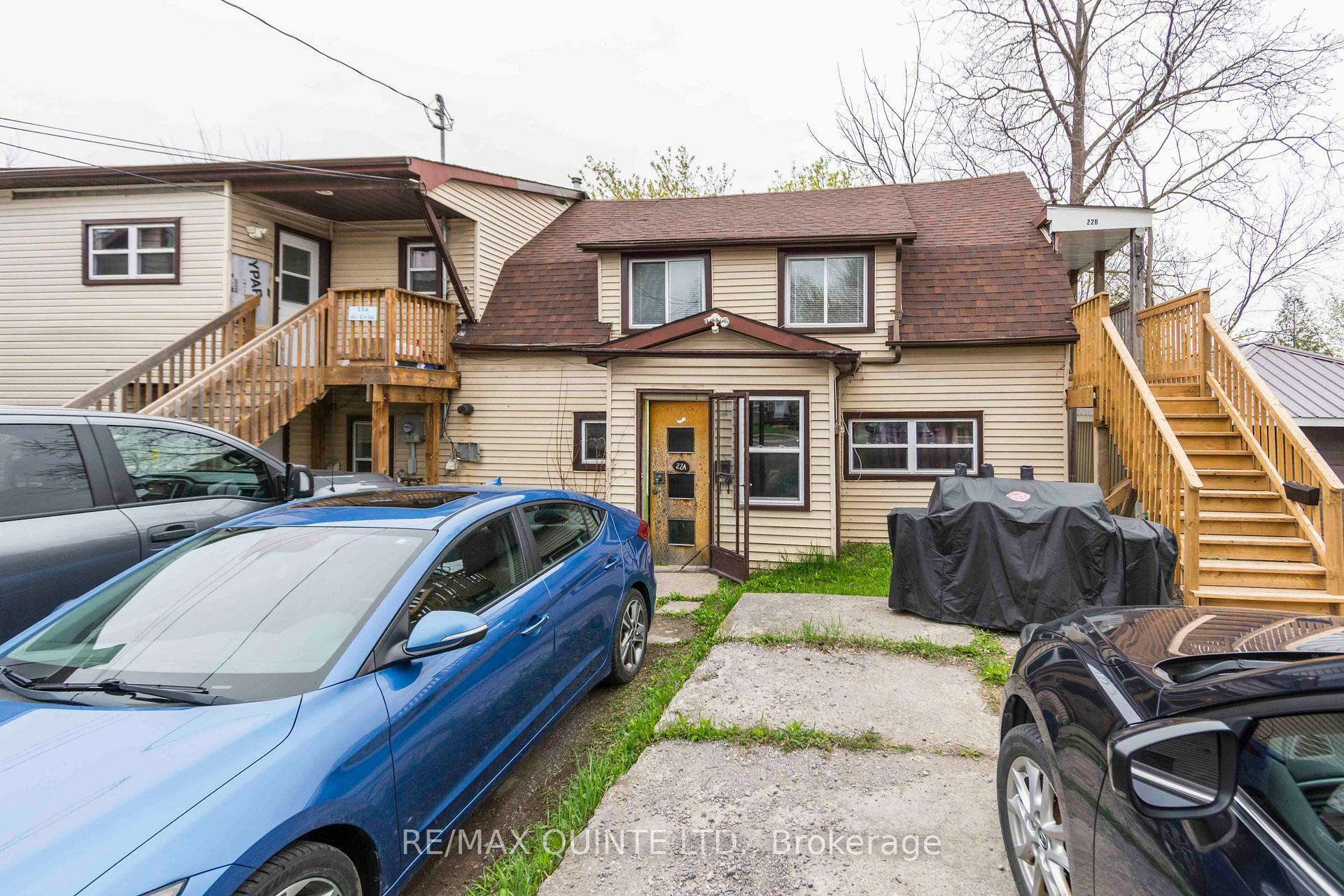 Property Photo: 22 McCann Street ON K8V 1W1