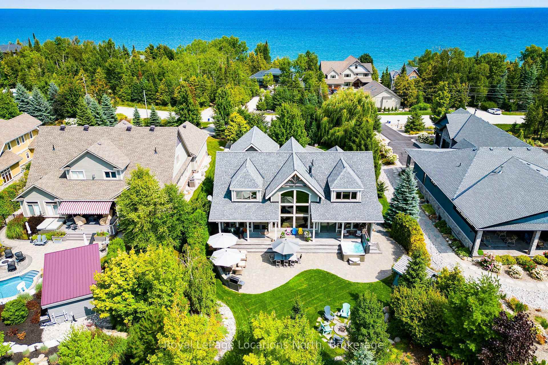 Property Photo: 328 Sunset Boulevard ON N0H 2P0