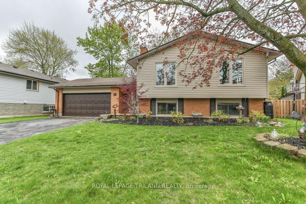 Photo de la propriété: 41 Fox Mill Court ON N6J 2B7