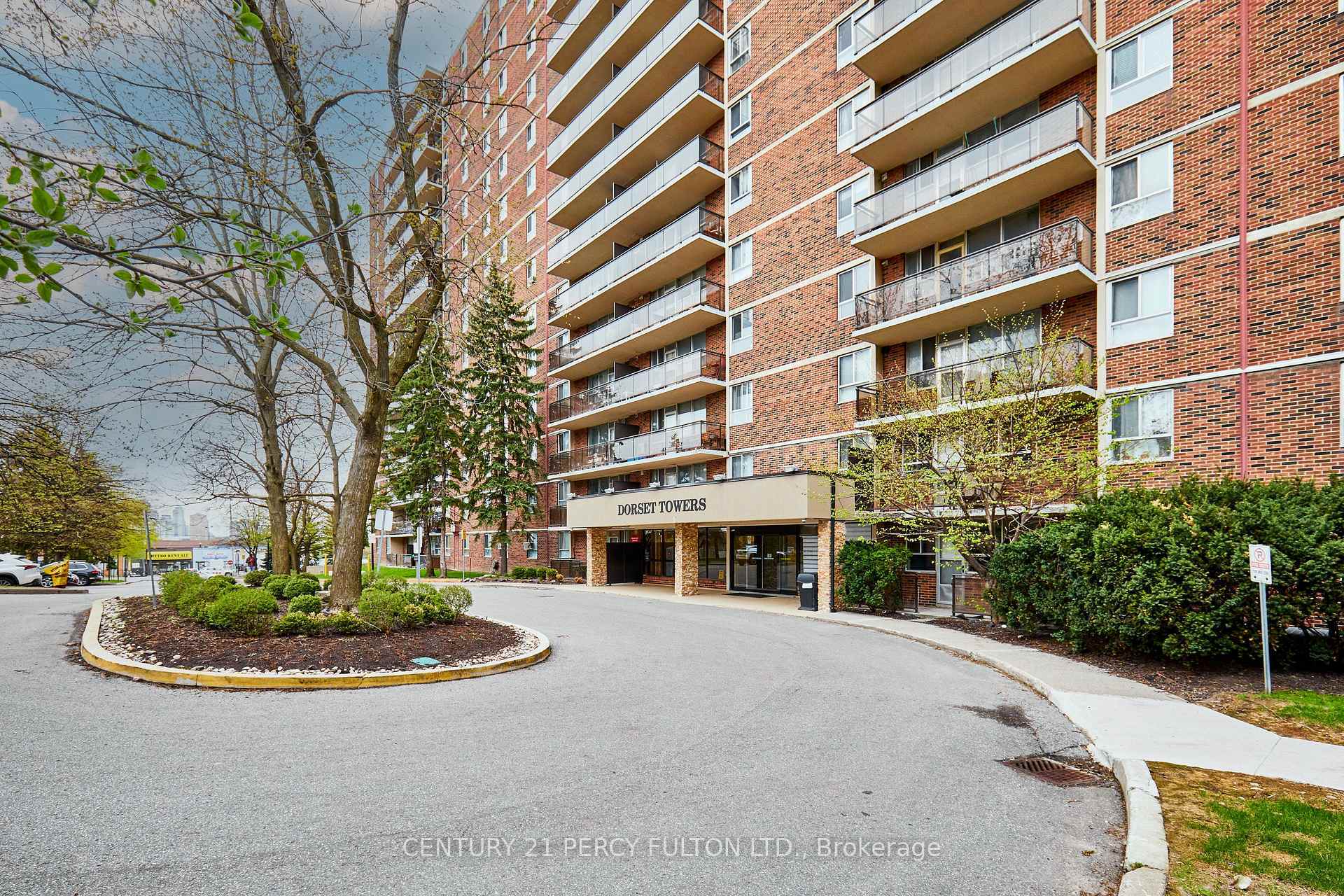 Property Photo: 1950 Kennedy Road 1509 ON M1P 4S9