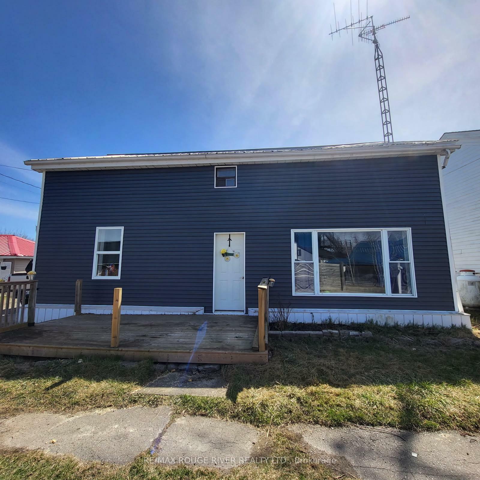 Property Photo: 14 Division Boulevard ON K0K 1T0