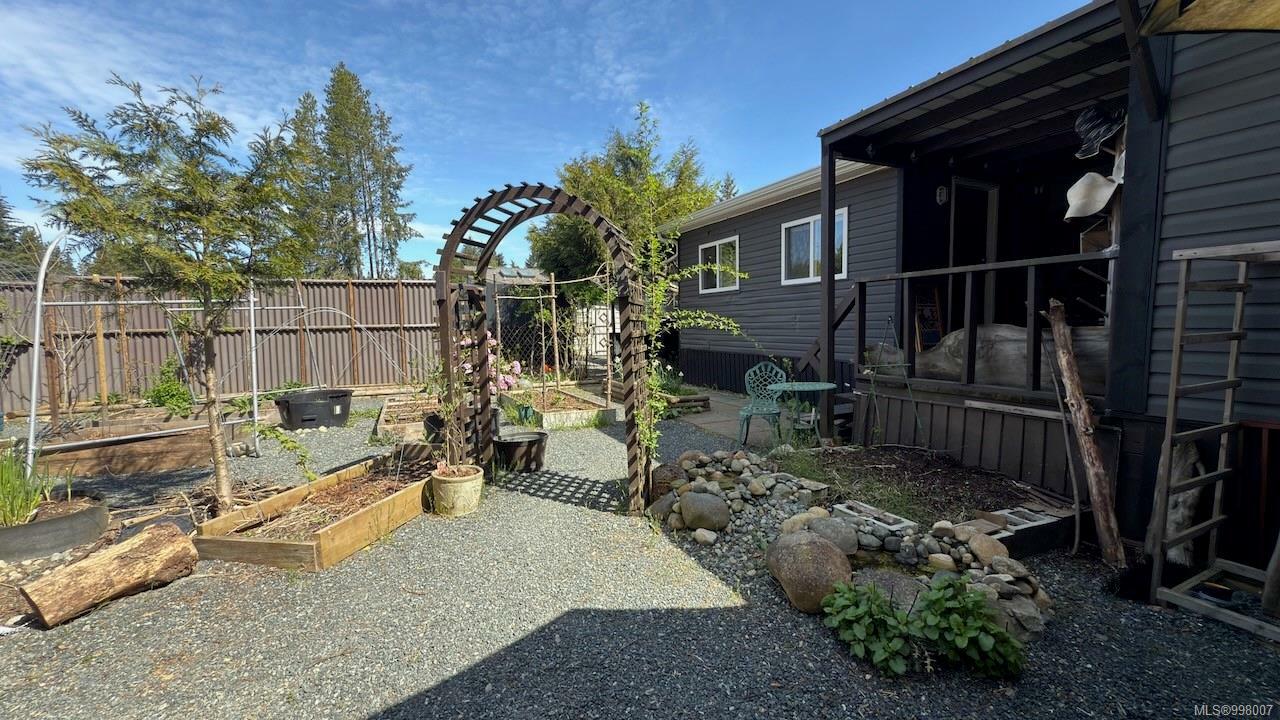 Property Photo: 2130 Errington Rd 20 BC V0R 1V0