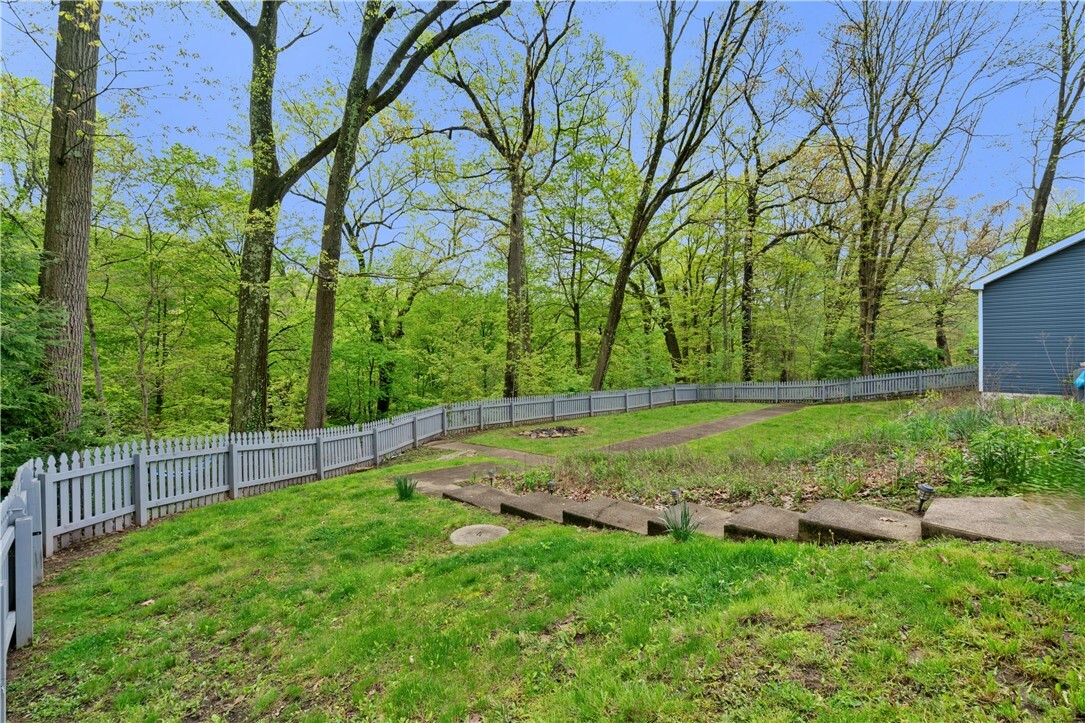 Property Photo: 534 Freeport Rd PA 16229