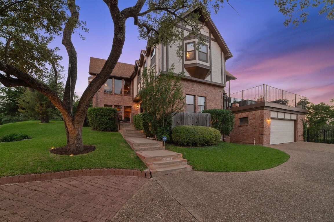 Property Photo: 2006 Wychwood Drive TX 78746