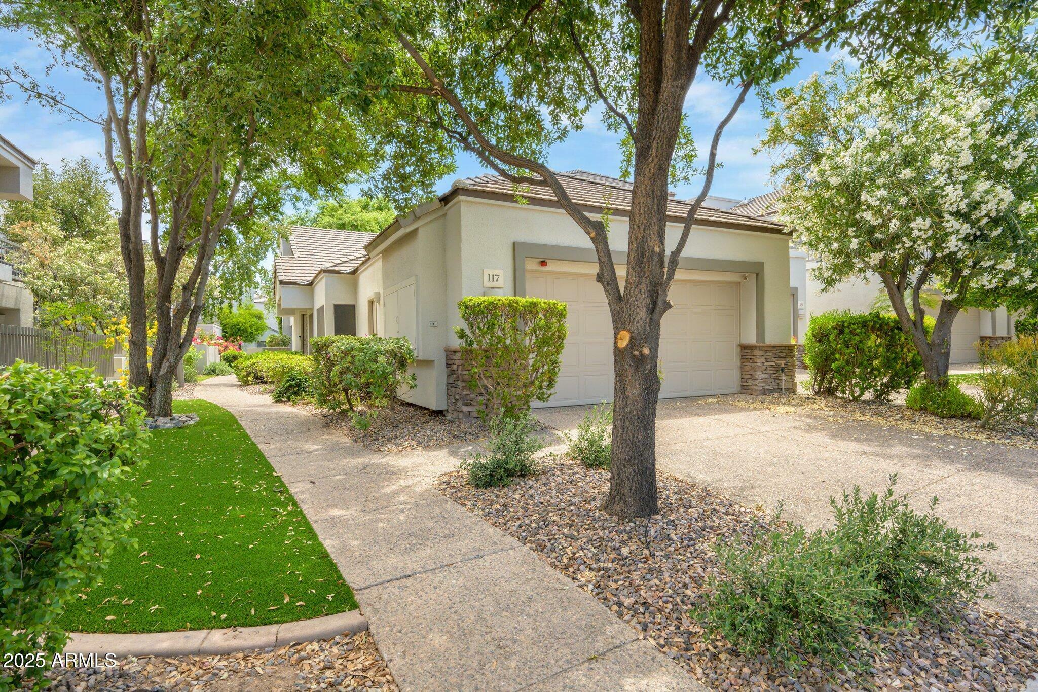 Property Photo: 7272 E Gainey Ranch Road 117 AZ 85258