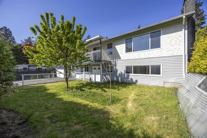 Photo de la propriété: 9923 Semiahmoo Road BC V3T 3M5