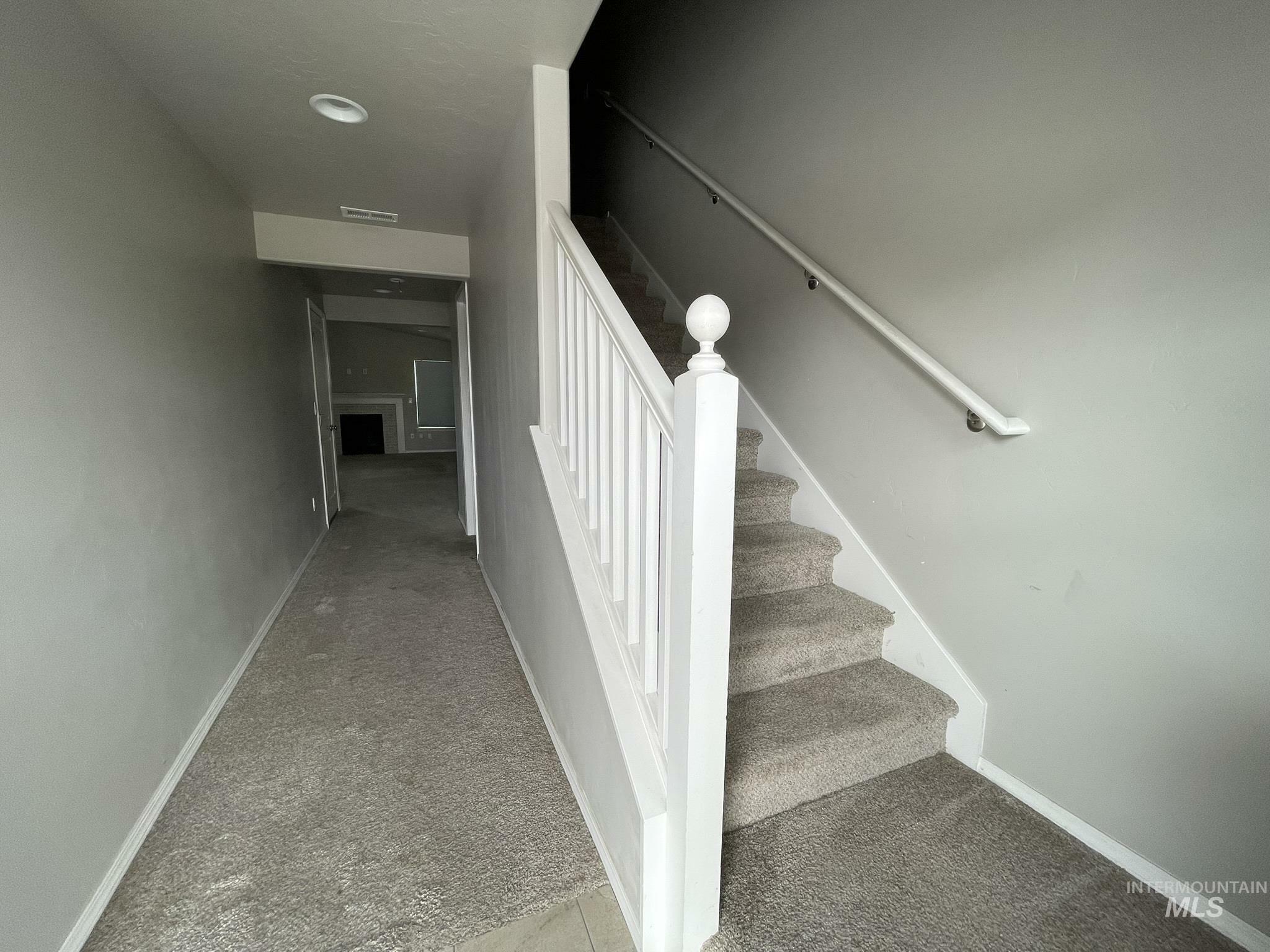 Property Photo: 919 N Ryde Ave ID 83634