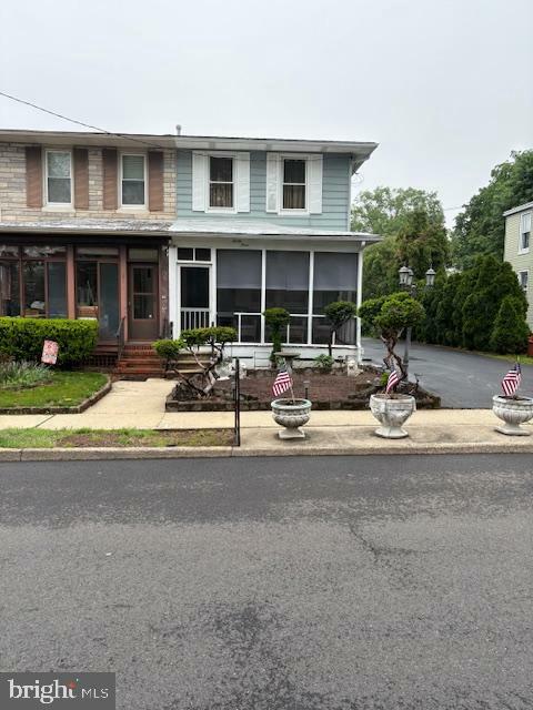 Property Photo: 33 E Union Street E NJ 08505