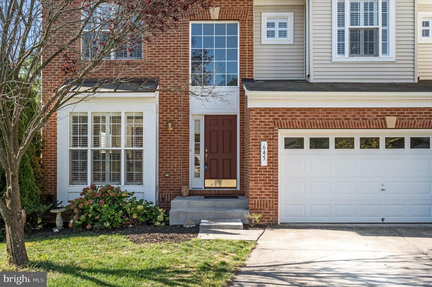 Property Photo: 645 Beehive Way VA 22601