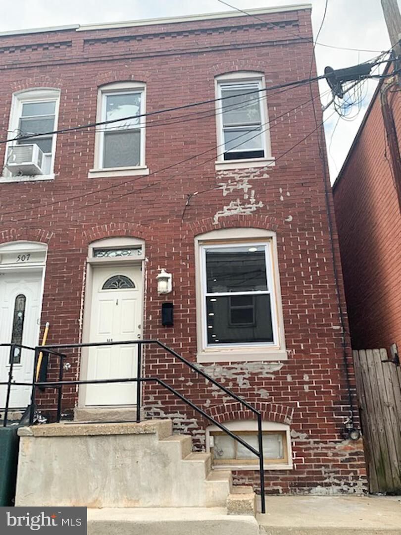 Property Photo:  509 Cooper Place  PA 17401 
