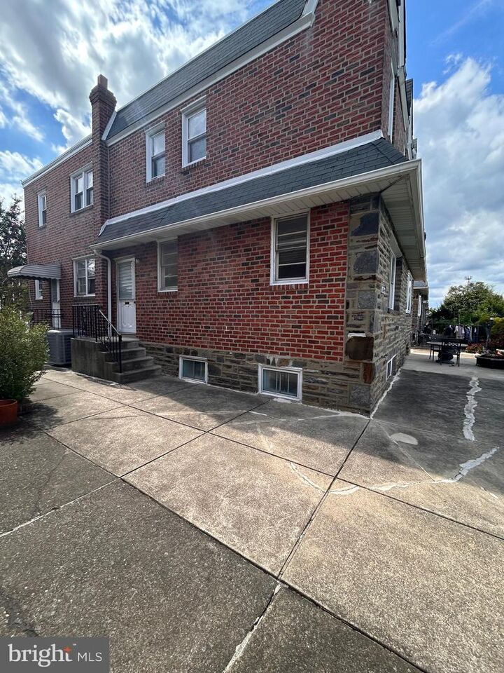 Property Photo:  1114 Brighton  PA 19111 