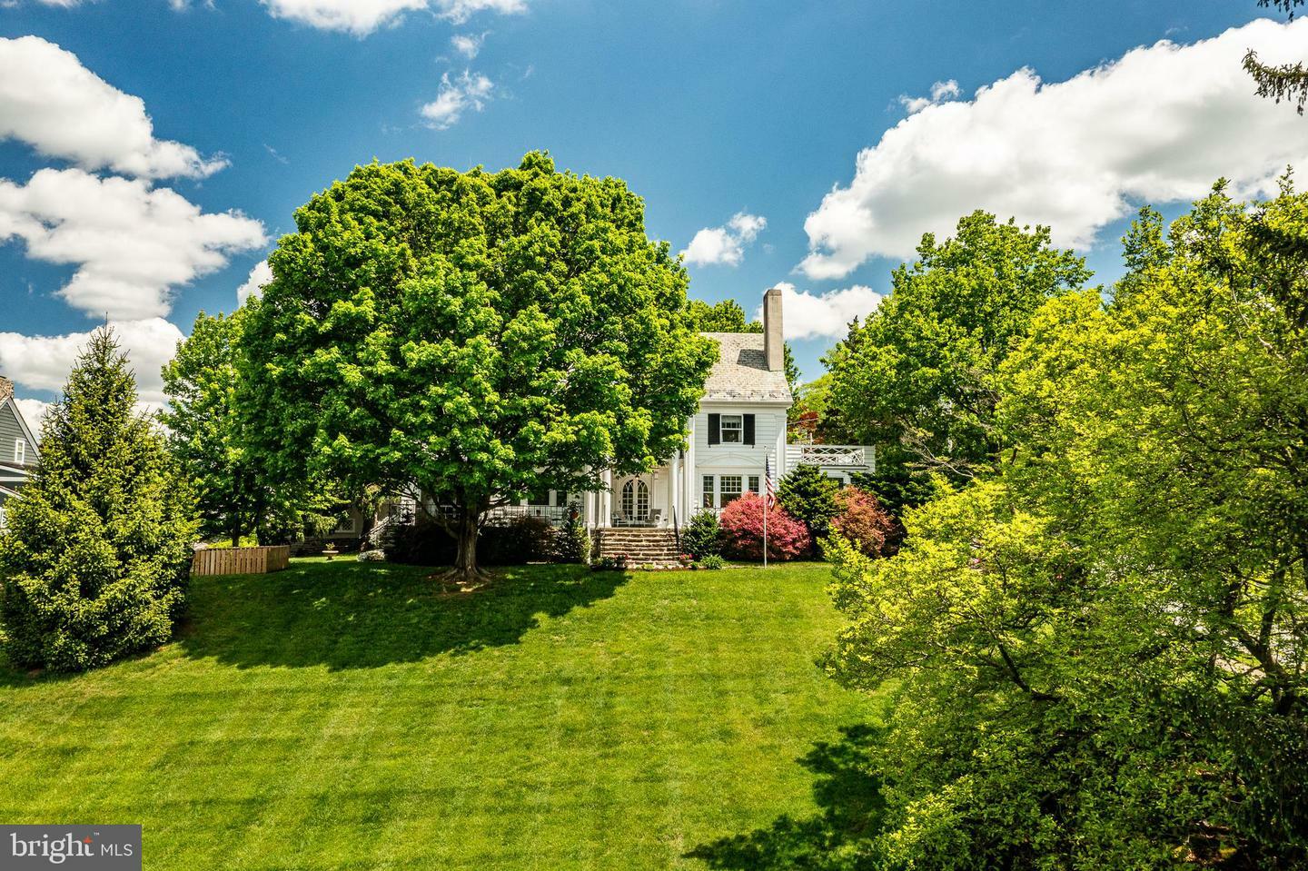 Property Photo: 700 N Walnut Street PA 19380